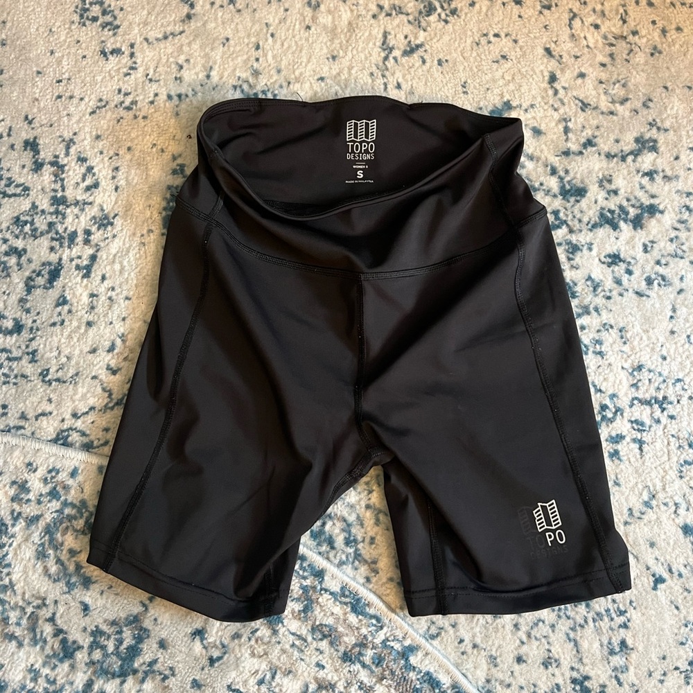 Topo designs bike shorts in black, size small
